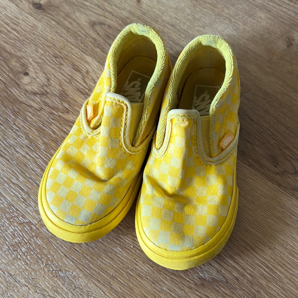 Yellow vans size 9